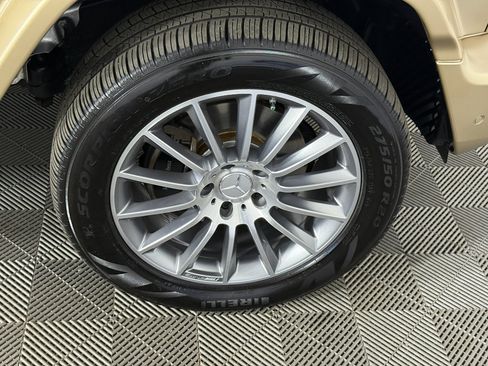 Used 2023 Mercedes-Benz G 550 image 12