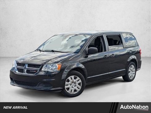 Used 2019 Dodge Grand Caravan SE w/ UConnect Hands-Free Group image 1