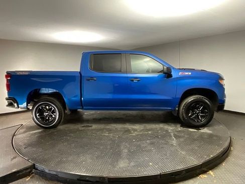 Used 2024 Chevrolet Silverado 1500 Custom Trail Boss image 9