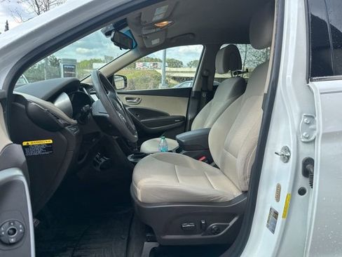 Used 2018 Hyundai Santa Fe Sport w/ 2.4L Value Package 02 image 7