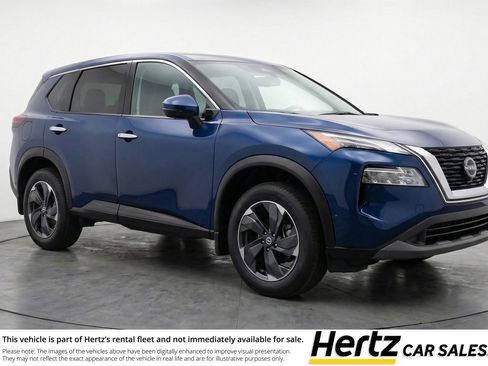 Used 2025 Nissan Rogue SV AWD/4WD image 1