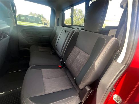 Used 2023 Nissan Titan S w/ S Utility Package image 18