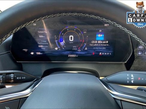 Used 2024 Chevrolet Traverse LT image 20