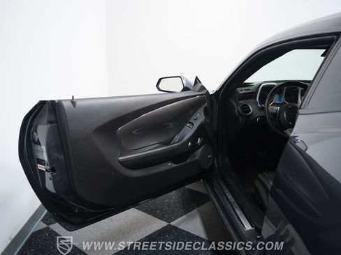 Used 2010 Chevrolet Camaro SS w/ RS Package RWD image 35