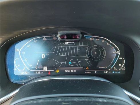 Used 2021 BMW 745e xDrive 745e xDrive w/ Premium Package image 10