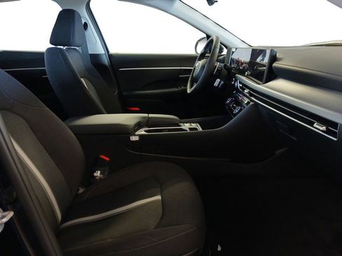 New 2026 Hyundai Sonata SEL FWD image 15