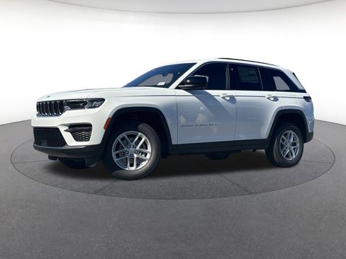 New 2025 Jeep Grand Cherokee Laredo X image 1
