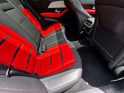 Certified 2025 Mercedes-Benz GLE 53 AMG 4MATIC image 18