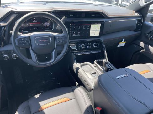 New 2026 GMC Sierra 2500 AT4 w/ AT4 Premium Plus Package AWD/4WD image 9