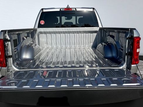New 2026 RAM 1500 Big Horn AWD/4WD image 20