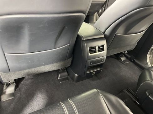 Used 2019 Lexus RX 450hL Luxury image 47