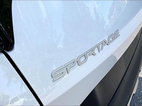 Used 2025 Kia Sportage EX w/ EX Premium Package AWD/4WD image 26