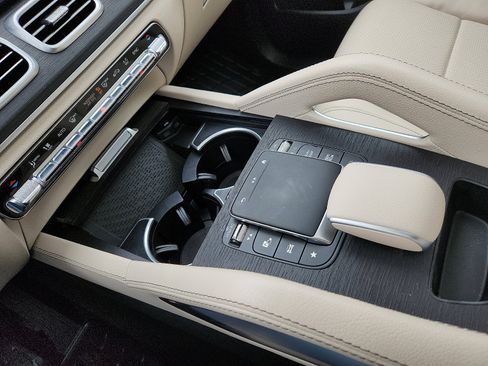 Used 2024 Mercedes-Benz GLE 350 4MATIC image 20