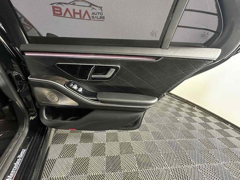 Used 2021 Mercedes-Benz S 580 4MATIC Sedan w/ AMG Line image 19