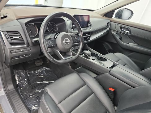 Certified 2023 Nissan Rogue SV w/ SV Premium B Package FWD image 16