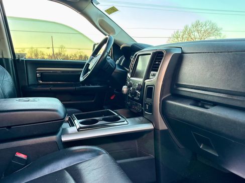 Used 2015 RAM 1500 Sport w/ Convenience Group image 11