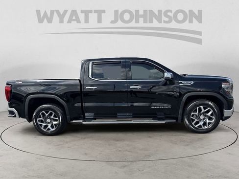 Used 2023 GMC Sierra 1500 SLT w/ SLT Convenience Package AWD/4WD image 6