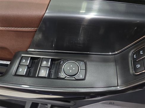 Used 2021 Ford F150 Lariat w/ Equipment Group 502A High image 29