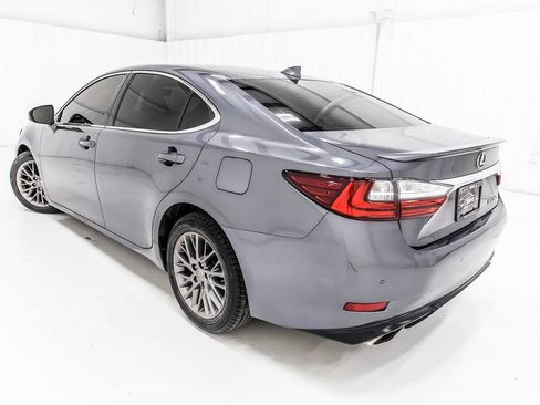 Used 2018 Lexus ES 350 w/ Premier Package FWD image 5