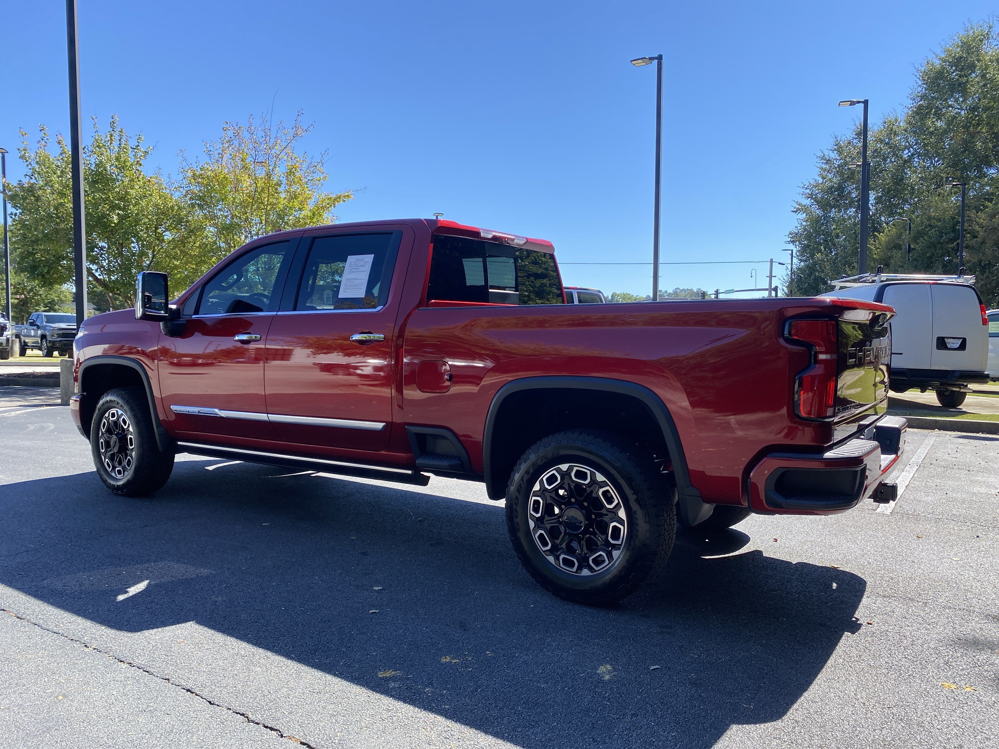 Used 2026 Chevrolet Silverado 2500 High Country w/ High Country Premium Package AWD/4WD image 54