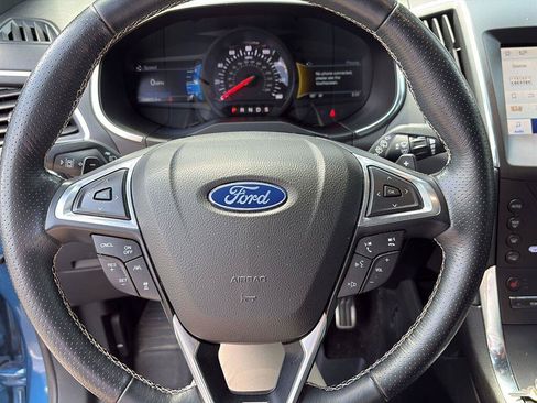Used 2020 Ford Edge ST w/ Cold Weather Package AWD/4WD image 3