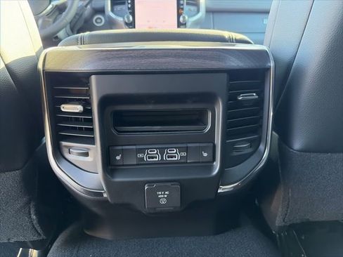 New 2026 RAM 2500 Laramie AWD/4WD image 26