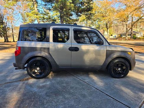 Used 2004 Honda Element EX image 33