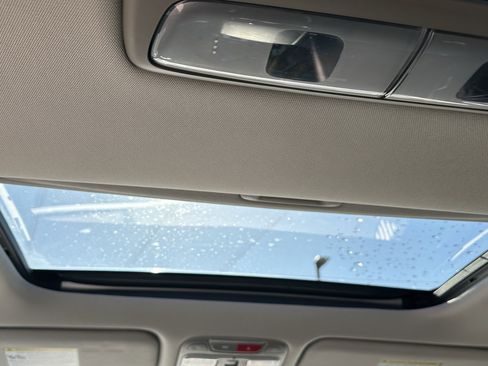 Used 2025 Kia Telluride S image 24