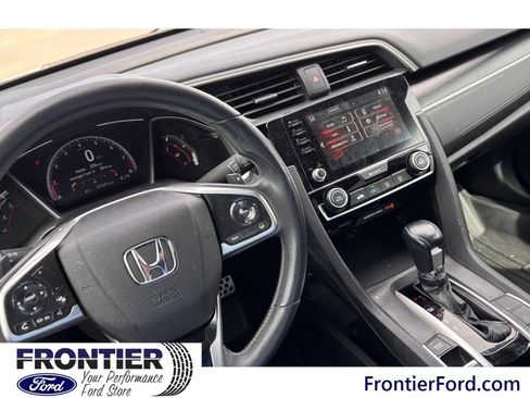 Used 2019 Honda Civic Sport image 12