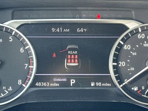 Used 2024 Nissan Pathfinder SV FWD image 16