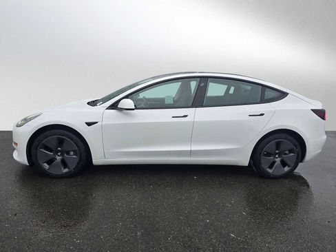 Used 2023 Tesla Model 3 Standard Range image 6
