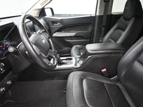 Used 2022 Chevrolet Colorado ZR2 w/ ZR2 Midnight Special Edition AWD/4WD image 16
