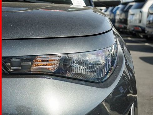 Certified 2023 Kia Soul LX FWD image 10