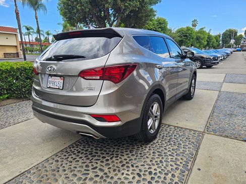 Used 2017 Hyundai Santa Fe Sport AWD/4WD image 5