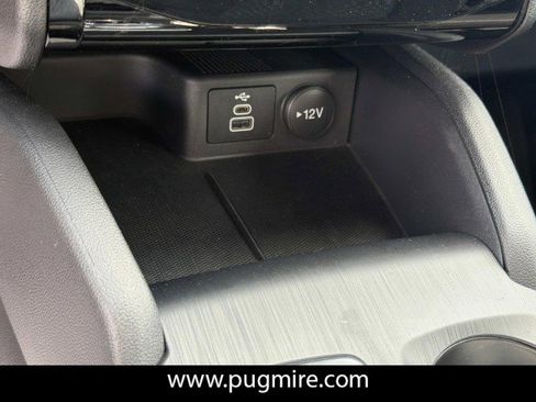 Used 2025 Ford Escape Active w/ Tech Pack #1 FWD image 29
