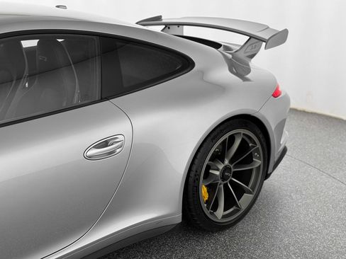 Used 2016 Porsche 911 GT3 image 40