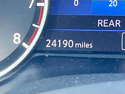 Used 2023 Nissan Maxima SR w/ Sport Mat Group image 12