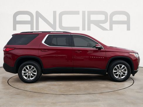 Used 2019 Chevrolet Traverse LT FWD image 12