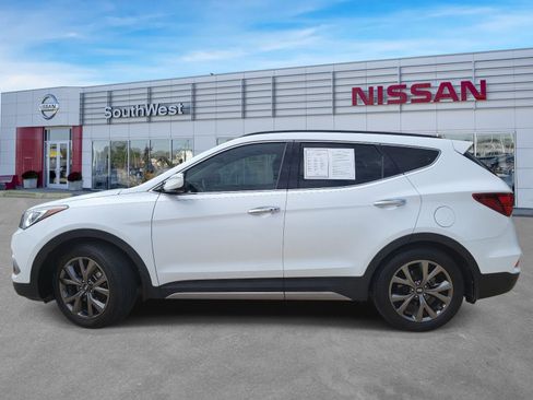 Used 2018 Hyundai Santa Fe Sport FWD image 8