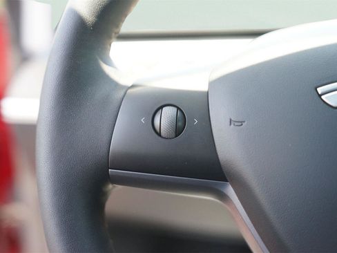 Used 2023 Tesla Model 3 Standard Range RWD image 23