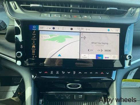 New 2026 Jeep Grand Cherokee Altitude image 16