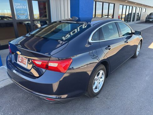 Used 2018 Chevrolet Malibu LS FWD image 6