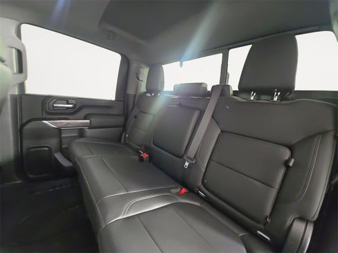 Used 2020 Chevrolet Silverado 2500 LTZ w/ LTZ Premium Package image 13