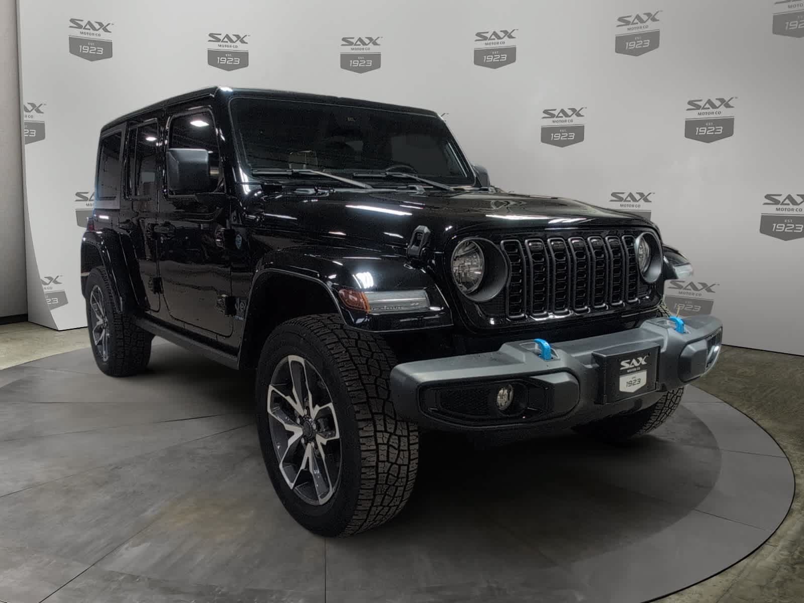 Used 2024 Jeep Wrangler Unlimited AWD/4WD image 1