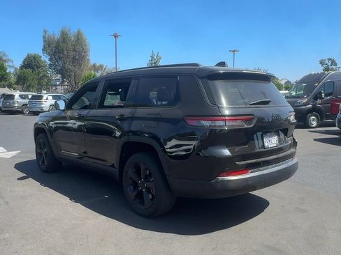 Used 2024 Jeep Grand Cherokee L Altitude RWD image 8