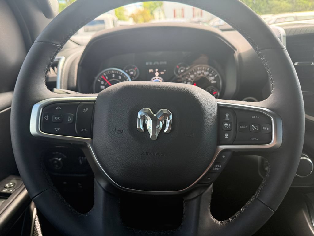 Used 2025 RAM 1500 Big Horn AWD/4WD image 27