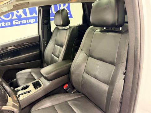 Used 2013 Jeep Grand Cherokee Altitude image 40