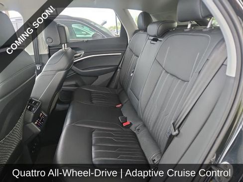 Used 2024 Audi Q8 e-tron Prestige AWD/4WD image 4