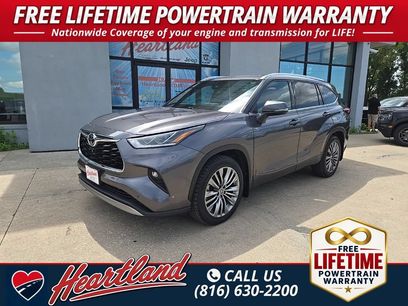 Used 2021 Toyota Highlander Platinum