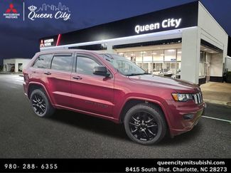 Used 2018 Jeep Grand Cherokee Altitude AWD/4WD video 1